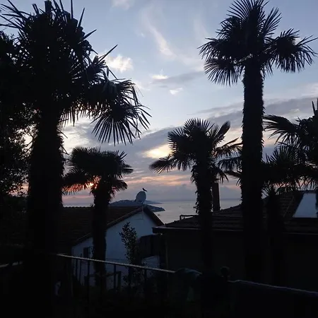 Bueyuekada Al Koesk דירה