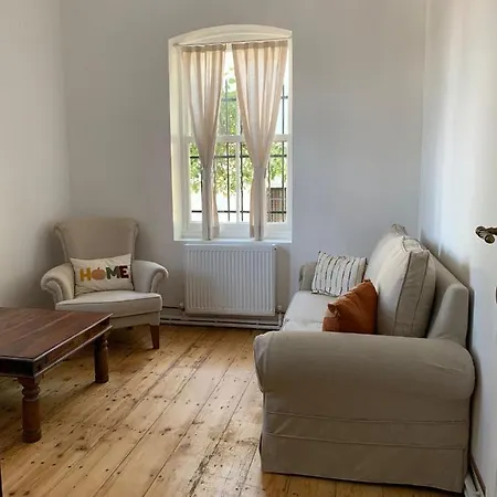 Bueyuekada Al Koesk Apartment Adalar