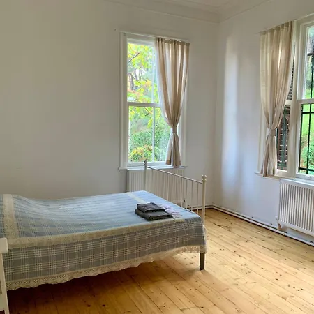 Bueyuekada Al Koesk אדאלר