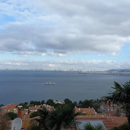 Bueyuekada Al Koesk *