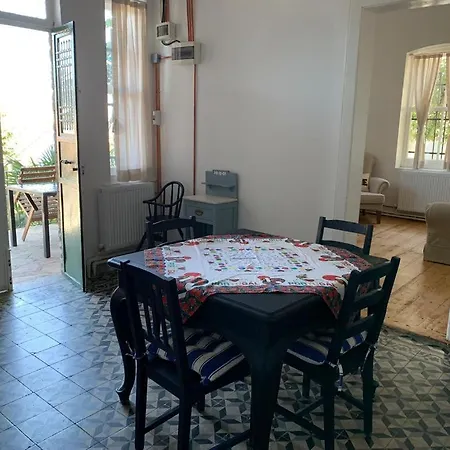 Bueyuekada Al Koesk Apartment
